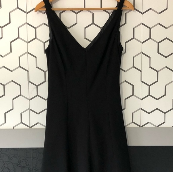 Evan Piccone Dress - Picture 3 of 3